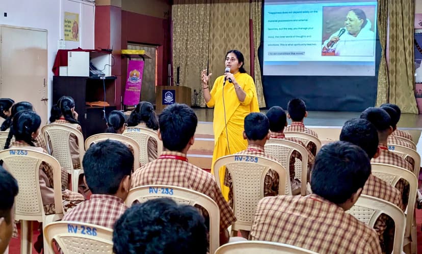 AYUDH Mumbai Organized SOS 2025 Image 2.jpg