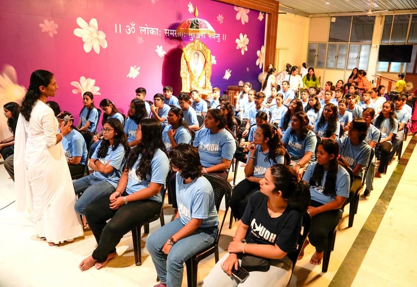 AYUDH Ahmedabad Amritapuri visit Day2 2025 image 2